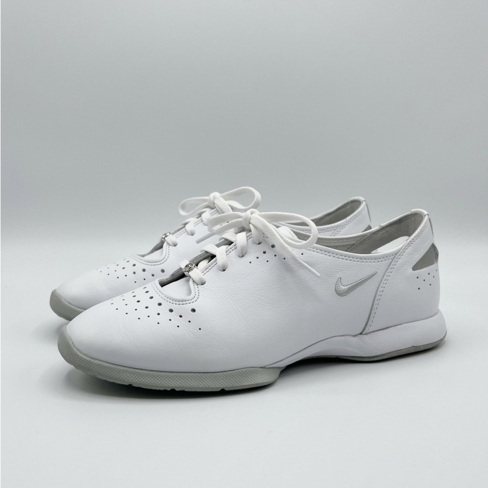 Nike White and Gray Women's Athletic Shoes